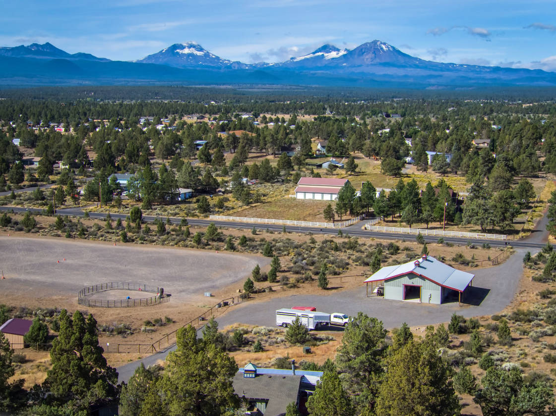 Horse Property with Mountain Views Bend, Deschutes County, Oregon