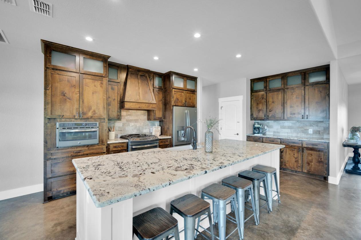 Turn Key Horse Property with Home and Pool - photo 18