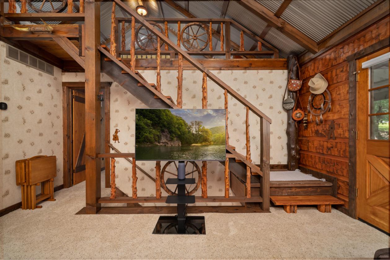 Escape to Your Equestrian Paradise - photo 11