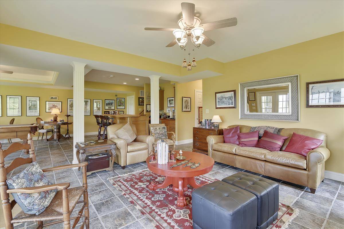 Great Horse Farm In Northern Fauquier County's Wine Region Markham