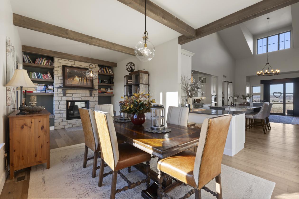 Exceptional Mountain Residence with Room for Horses - photo 9
