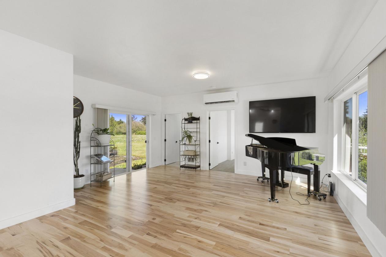 Olympic View Equestrian Estate Opportunity - photo 17