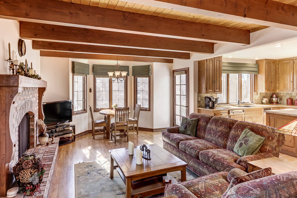 Lake Arrowhead Horse Property! Lake Arrowhead, San Bernardino County