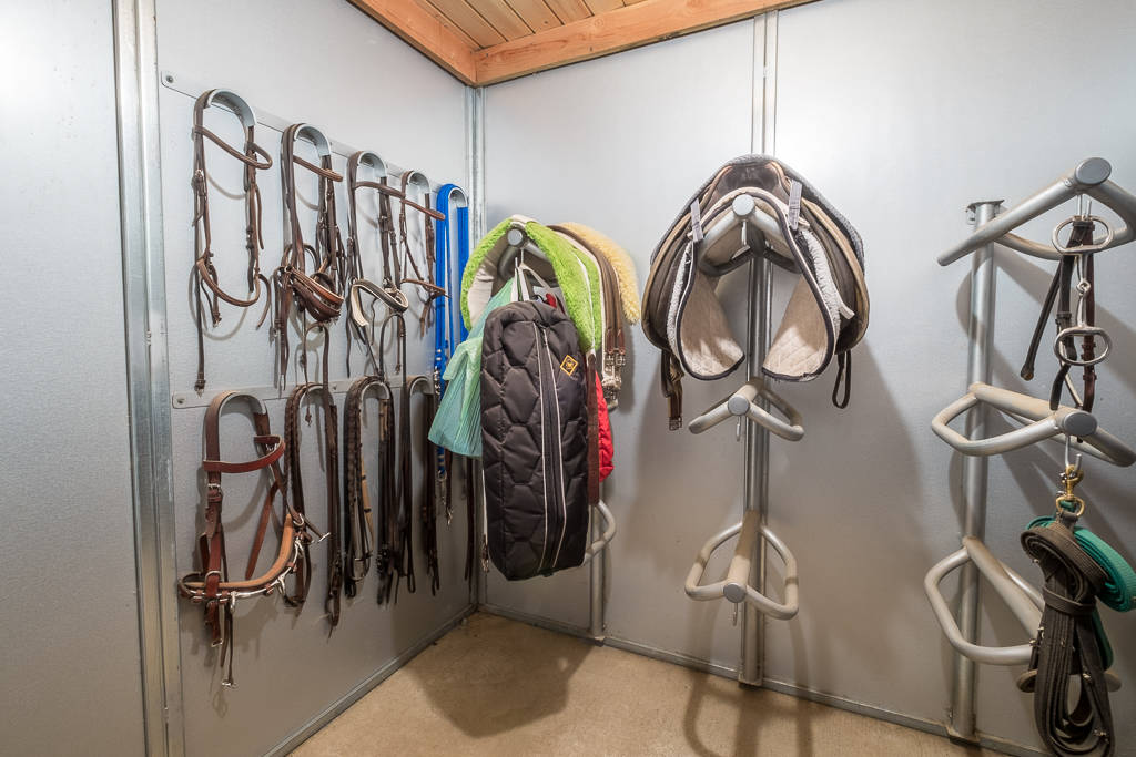 A Sound Investment For Any Horse Person! Ellensburg, Kittitas County