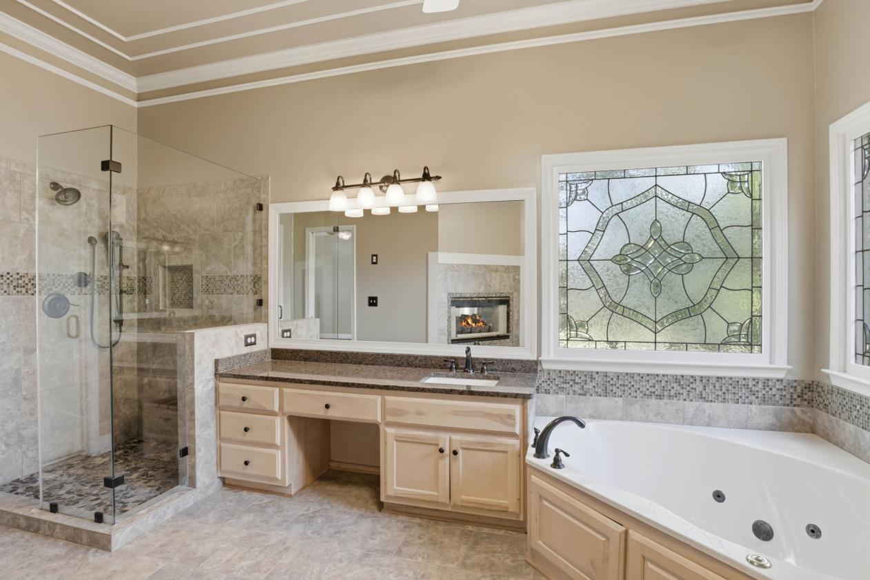 Breathtaking +/-16-Acre Equestrian Estate - photo 10