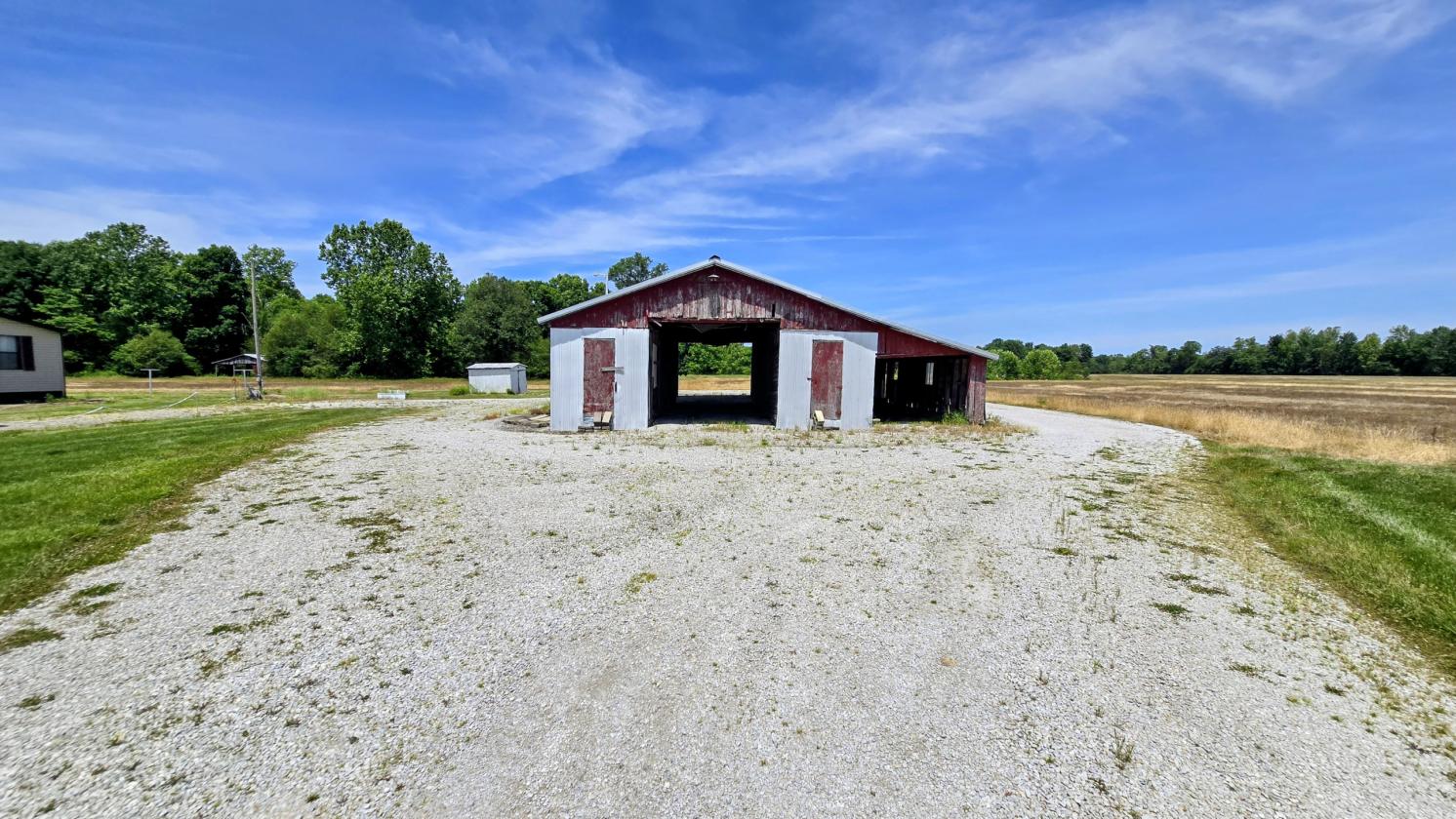 Large Farm Property With Water And Electric Onsite - photo 13