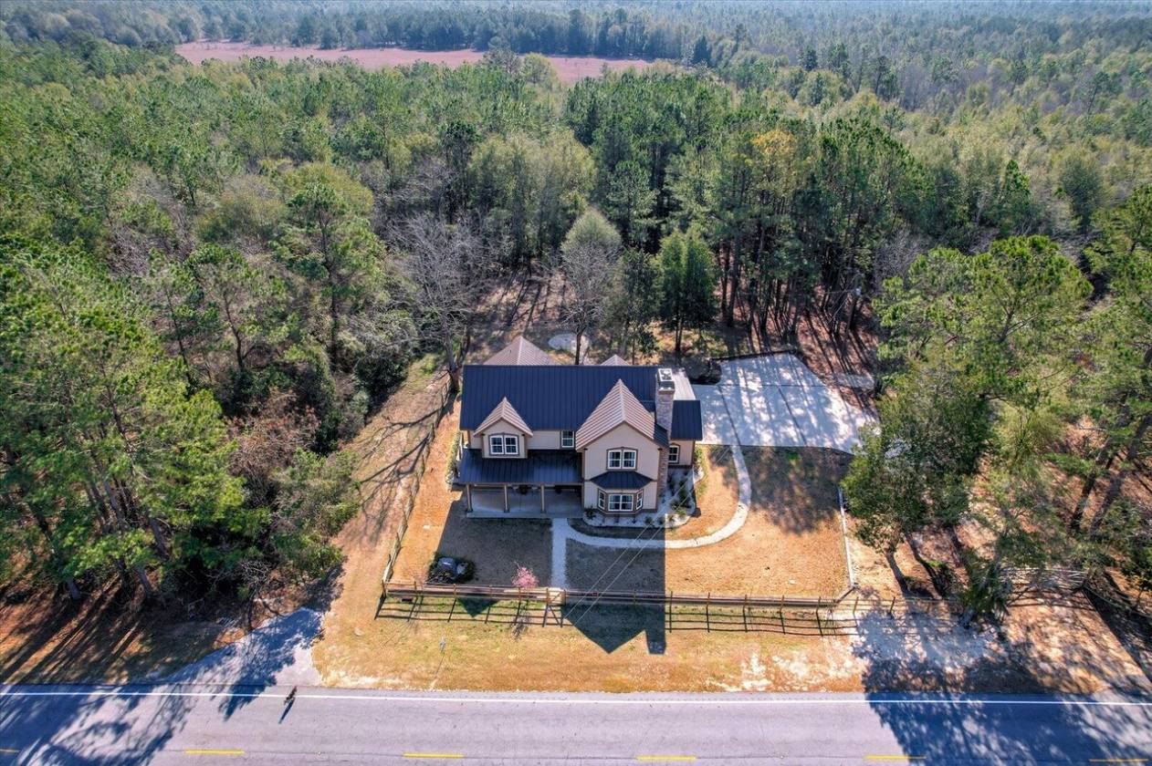 Beautiful 61-Acre Horse Property - photo 1