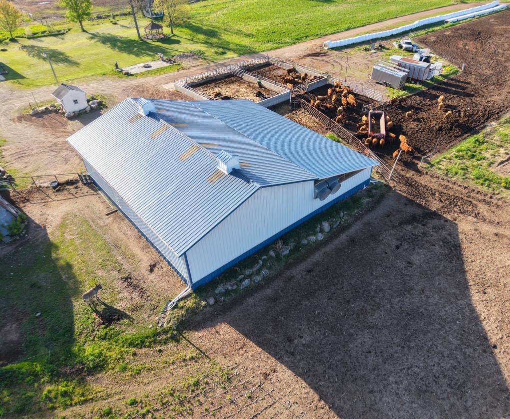 Move-In Ready Hobby Farm with Home - photo 20