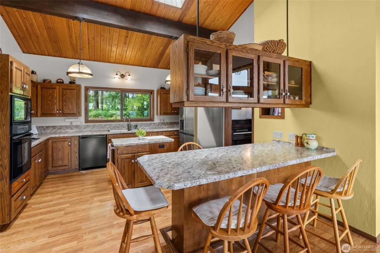 78-Acre Estate with Mountain Views & Orchard - photo 9