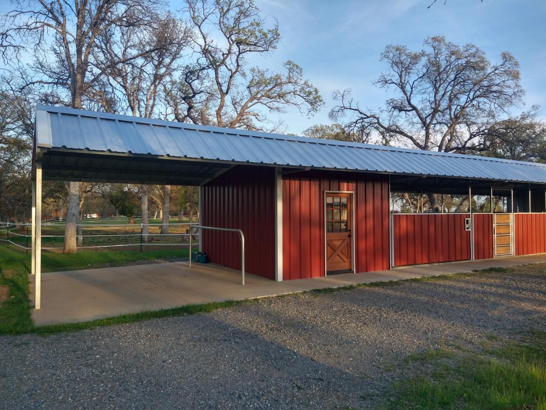 Utilities, Barn, and Mountain Views! - photo 5