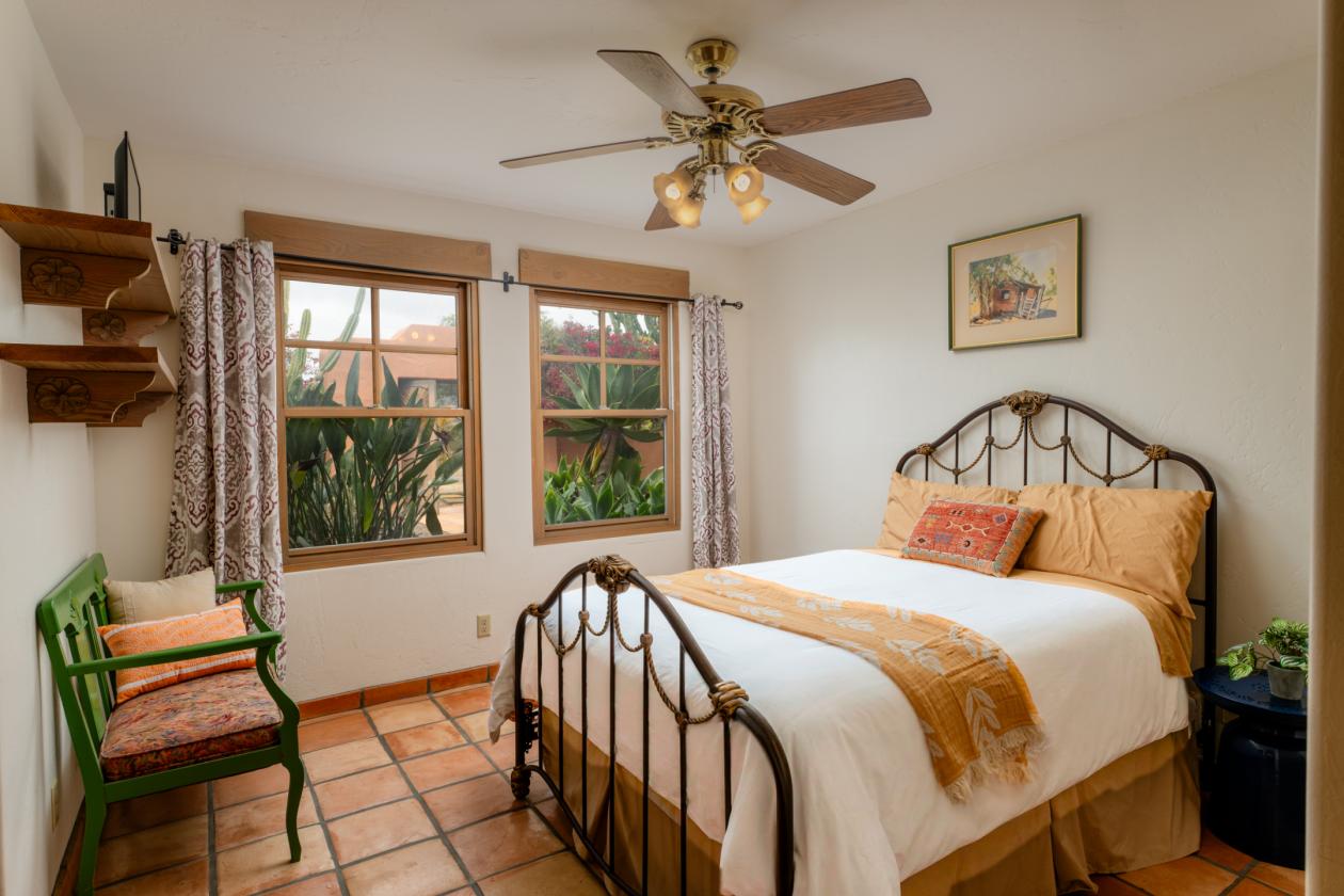 Rancho Santa Fe Lifestyle. County Freedom. No HOA. - photo 20
