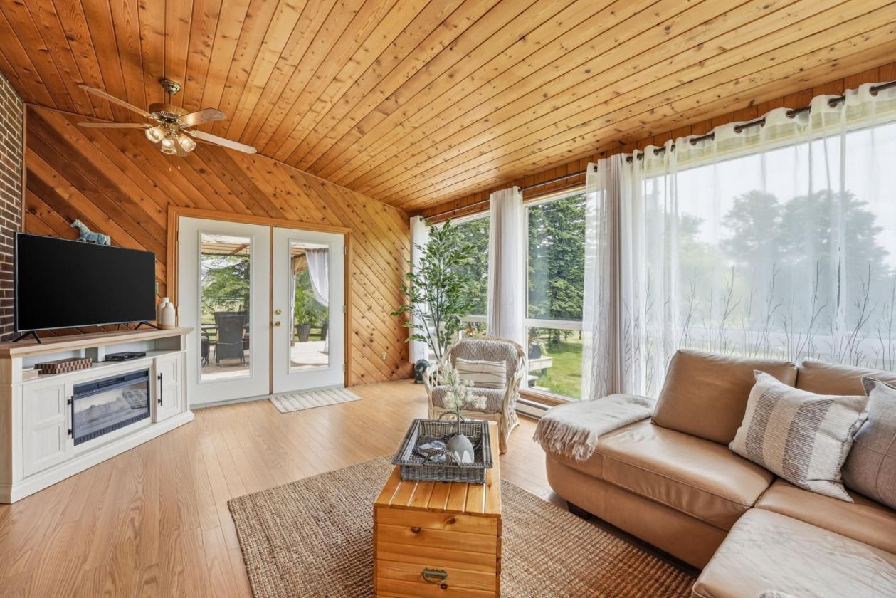 57 Acre Horse Farm With Beautiful Views - photo 12