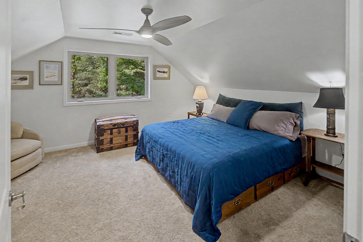 Spacious Home on 60 Acres - photo 23