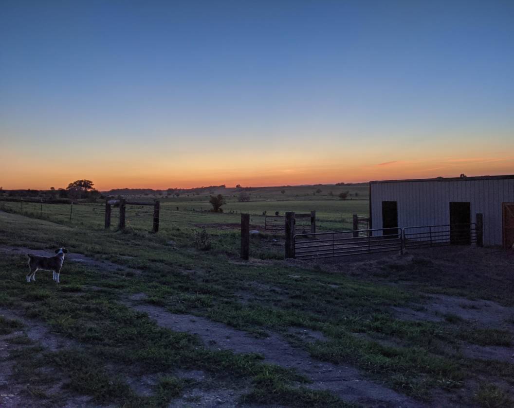 Custom built home on bluffs overlooking BIg Stone Lake with... Big Stone City, Roberts County