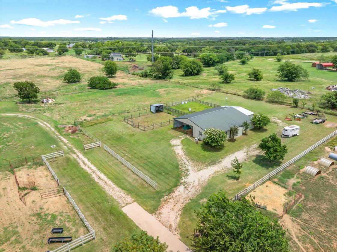 Exceptional 15-Acre Equestrian Estate - photo 10