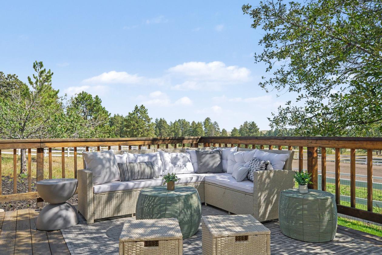 9.7 ACRES + REIMAGINED LUXURY + VIEWS + HORSE PROP - photo 23