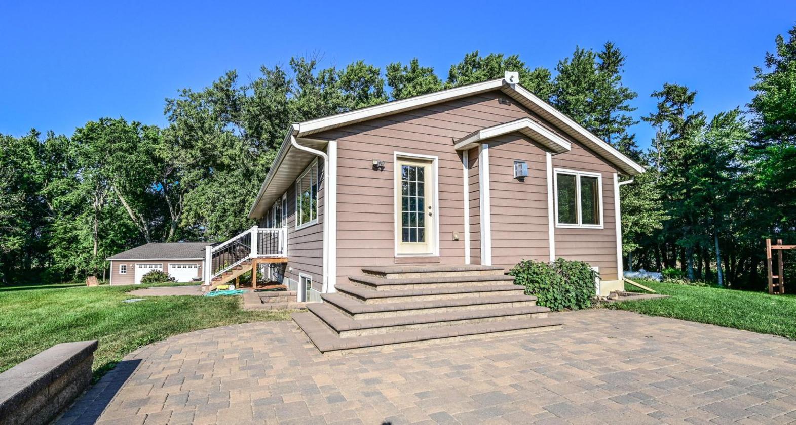 Updated Rambler on 6 acre small horse farm - photo 5