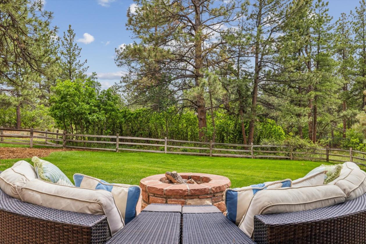 Zoned for horses on 5.13 Acres - photo 20