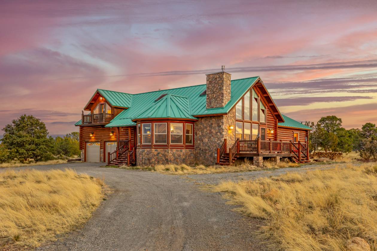 Horse Property for sale.