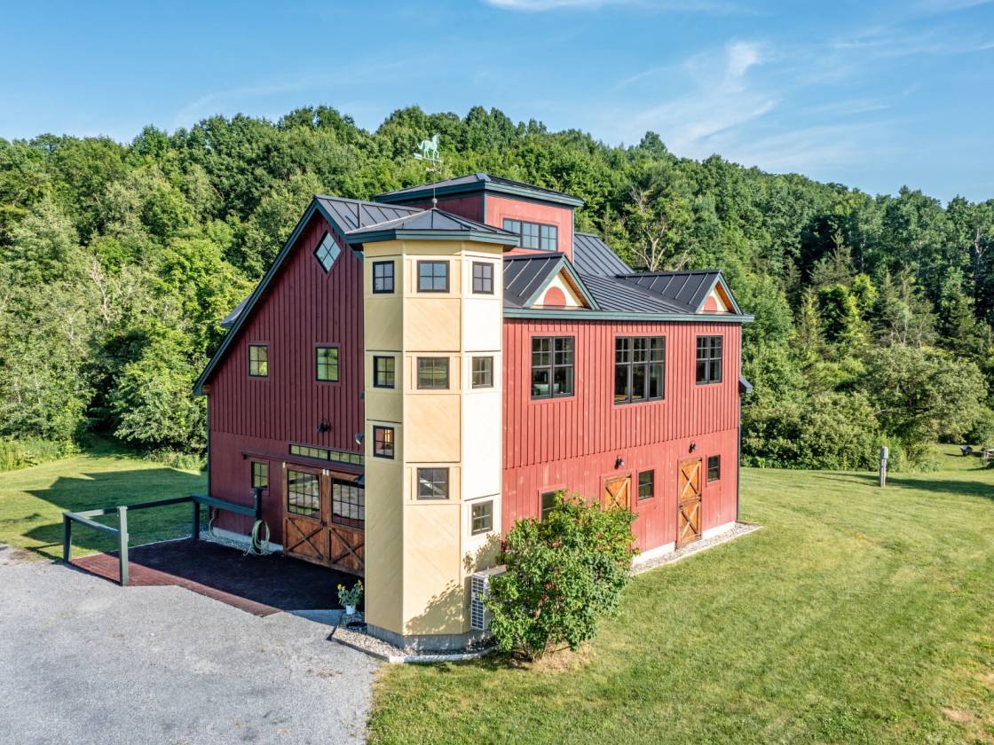 Horse Property for sale.