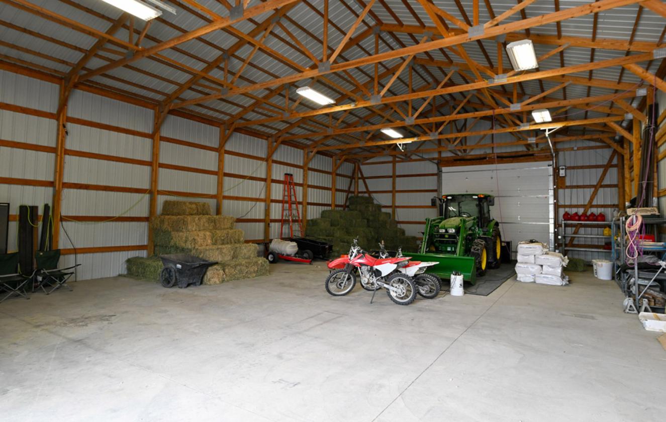 Turn-Key Equestrian Estate on 106 Acres - photo 8