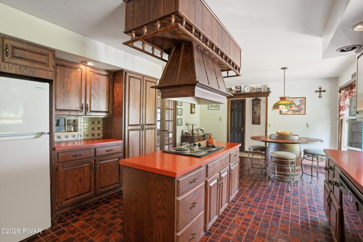 31-Acre Equestrian Property with 8-Stall Barn - photo 8