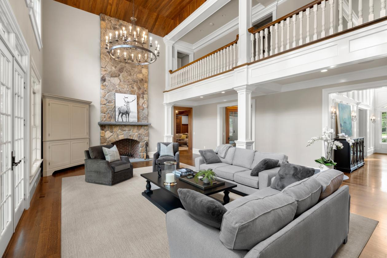 8-acre Luxury Equestrian Estate - photo 9