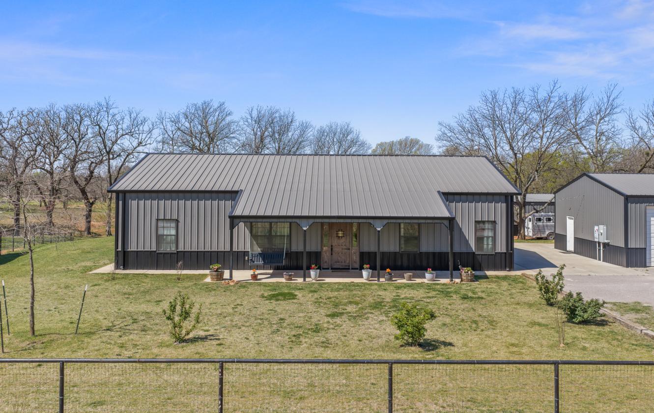 Home, Shop, Horse Barn on 25 acres - photo 13