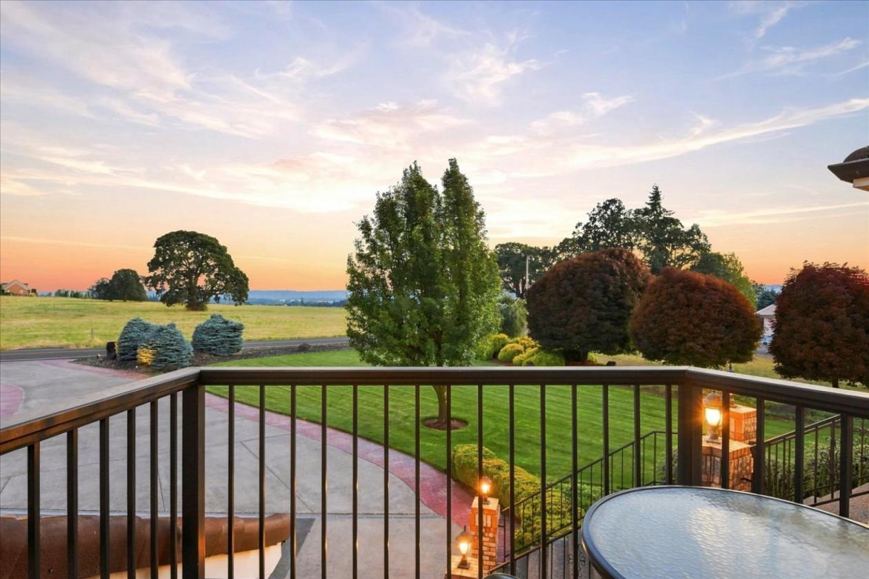Custom Home on 7+ Acres in West Ridgefield - photo 13