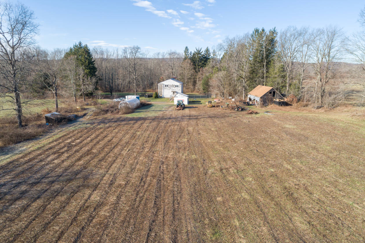 100 acre farm, Central Connecticut Middlefield, Middlesex County
