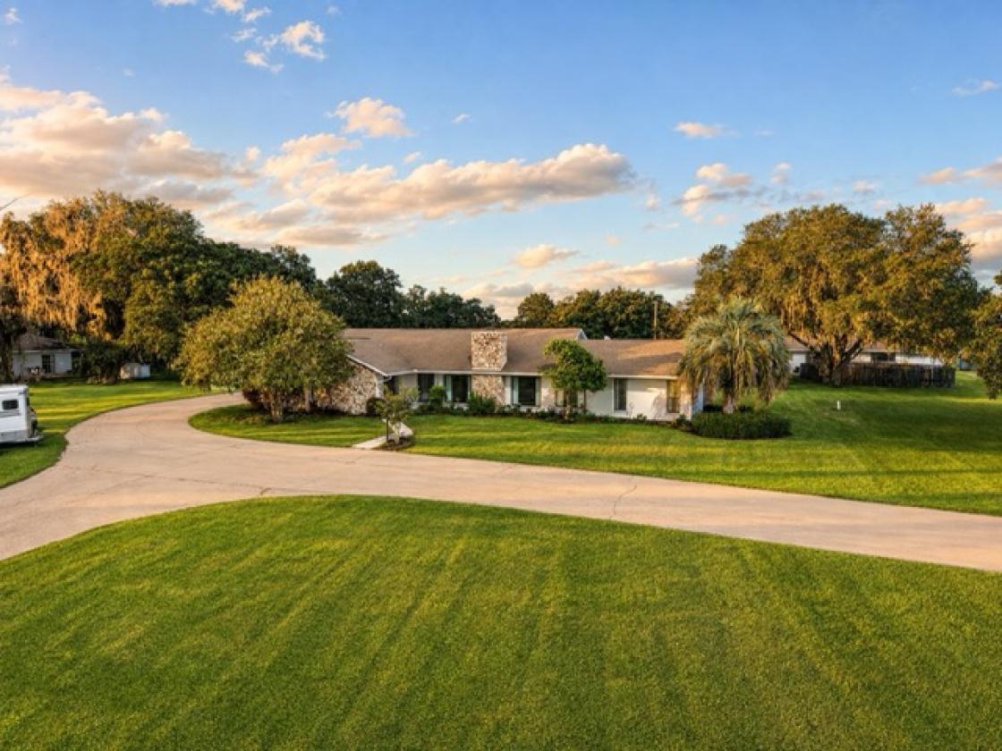 Turn-Key 20 Ac Horse Farm Renovated Home mins WEC - photo 2