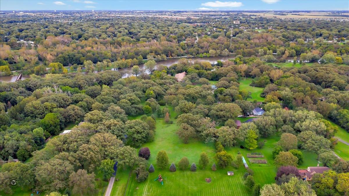 Fox River Front Property near Oswego Illinois Oswego, Kendall County