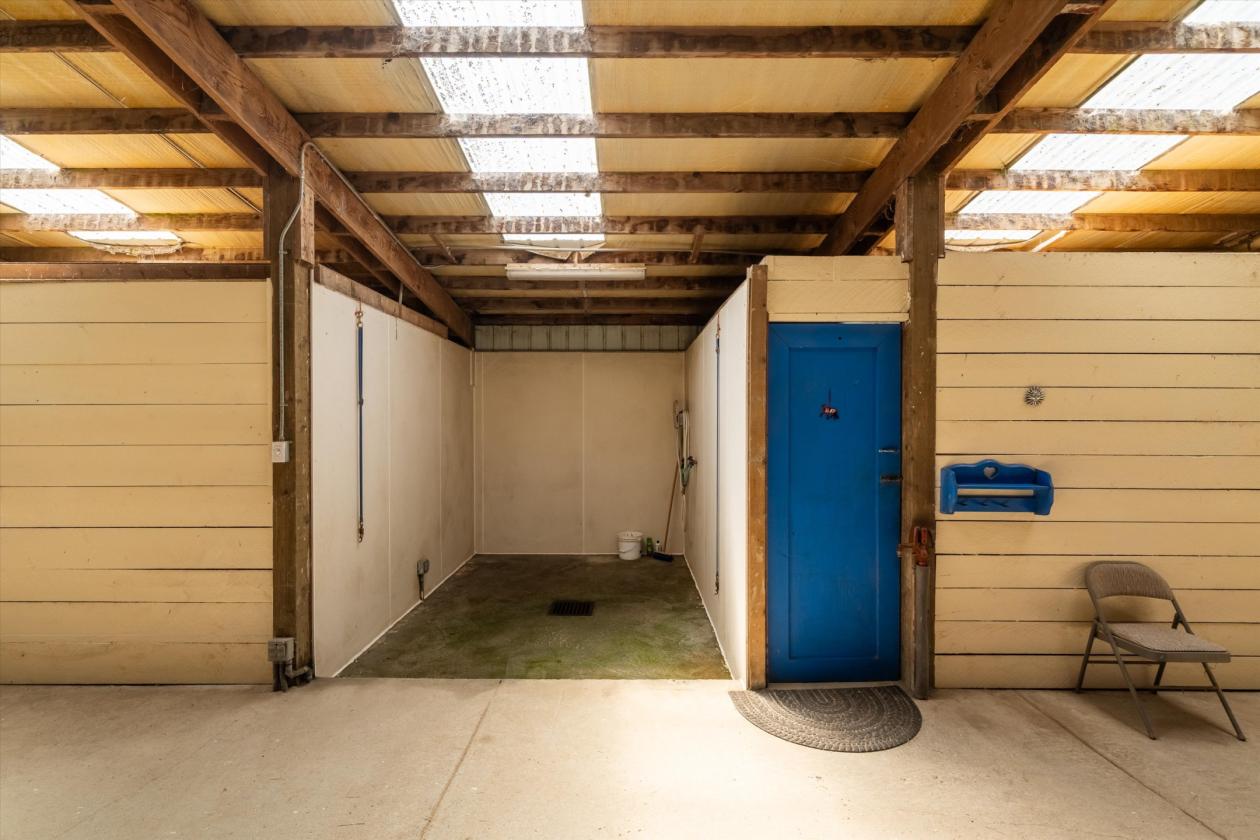 Blue Gate Farm - Equestrian Facility on 35 Acres - photo 11