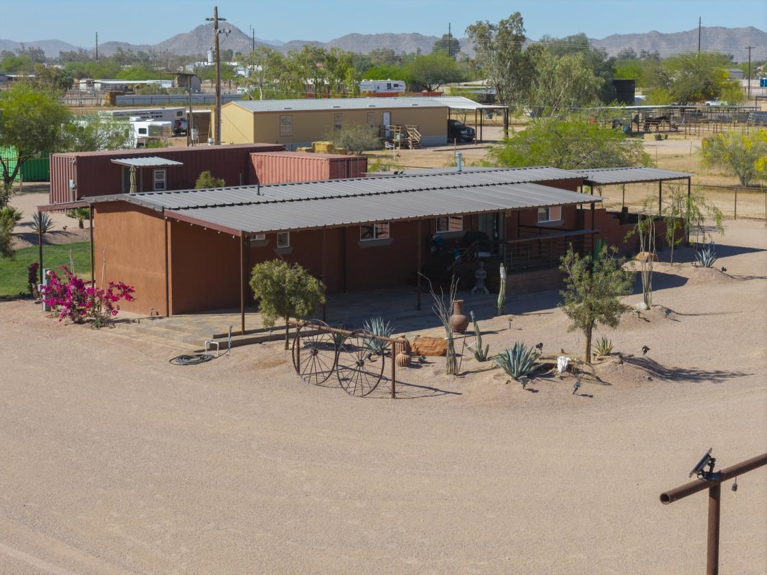 Move in ready horse property - photo 26