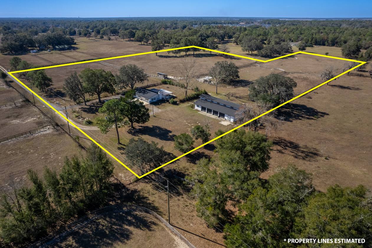 Horse Property for sale.