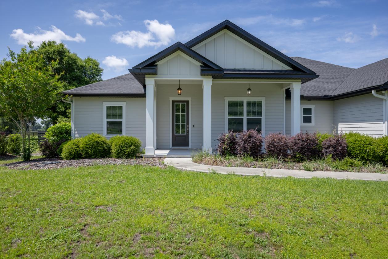 Equestrian elegance meets peaceful North Florida - photo 2