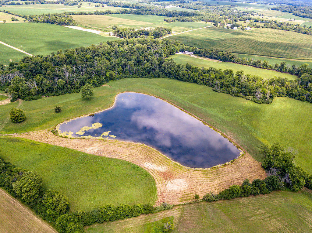 Historic home and horse property for sale with fishing pond... Oxford