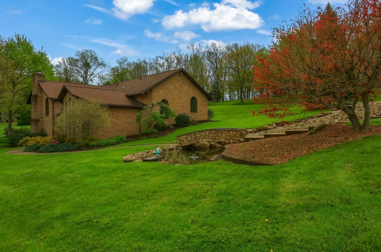 Custom home with endless opportunities! - photo 21