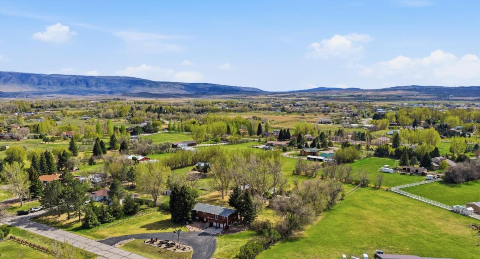 YOUR OWN PRIVATE WYO! - photo 1