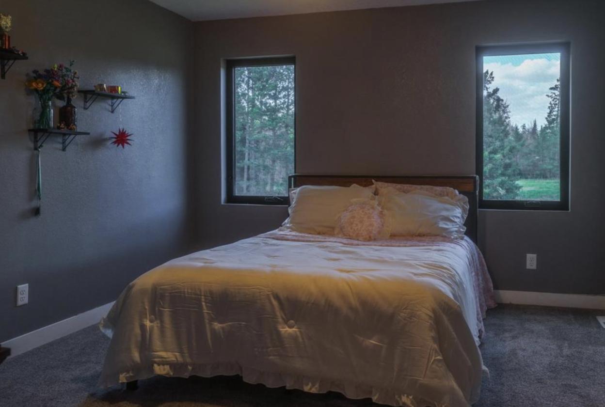 Modern Farmhouse on 36 Acres - photo 10