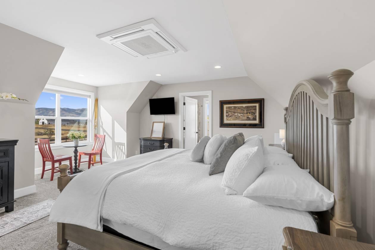 EXCEPTIONAL PARK CITY EQUESTRIAN ESTATE - photo 19