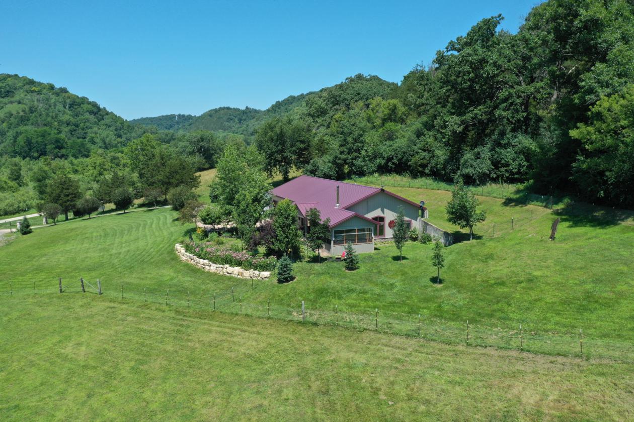 Horse/Hobby Farm on 17 Acres - photo 4
