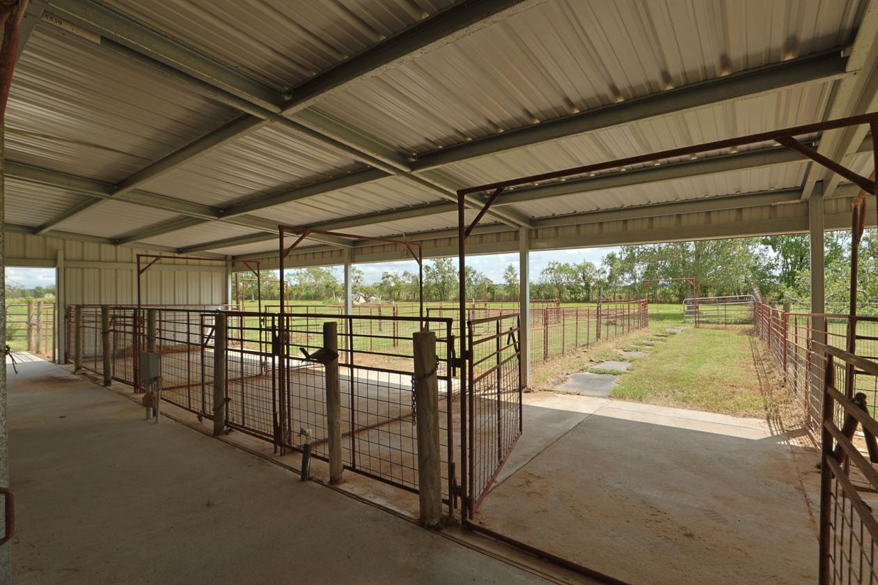 Exceptional Private Acreage Estate - photo 27