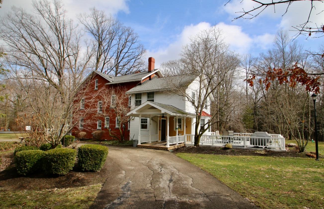 Rare Find Horse Property on 5.7 Acres - photo 11