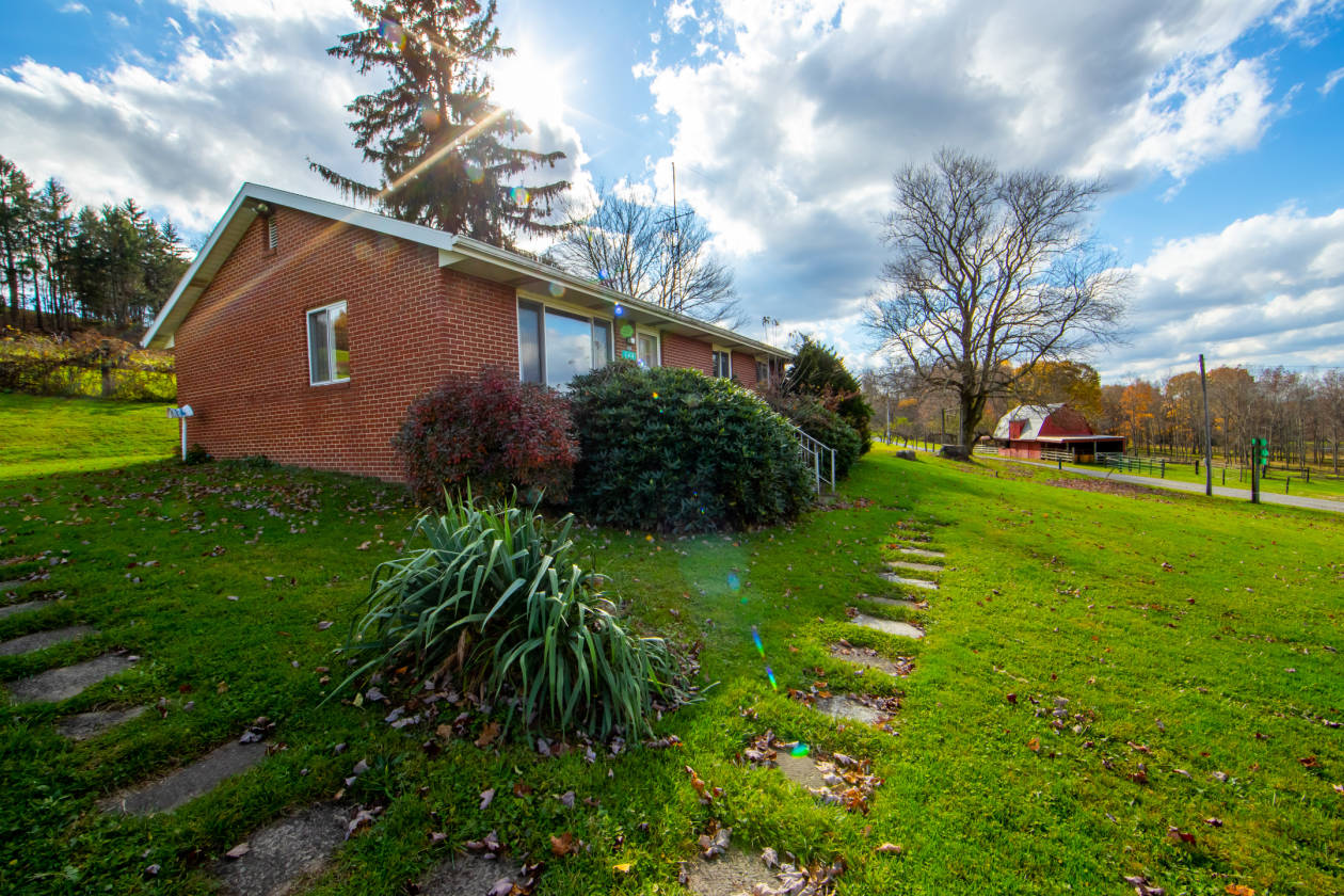 Grand, Rustic, Gated Estate Karns City, Butler County, Pennsylvania