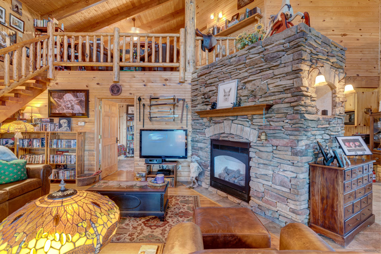 Black Hills Beautiful Horse Property with so Many Options!! Whitewood