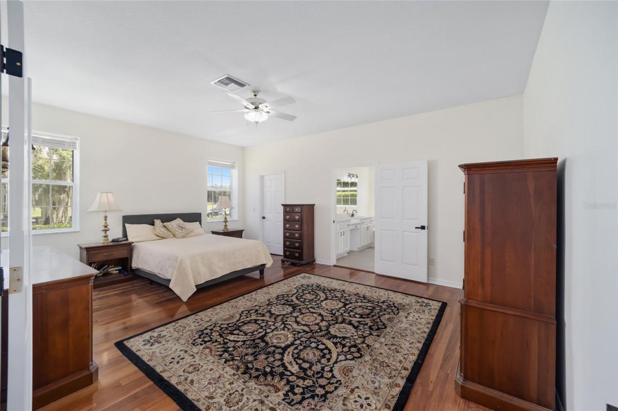 Dual-Residence Estate on 8+ Acres - photo 15