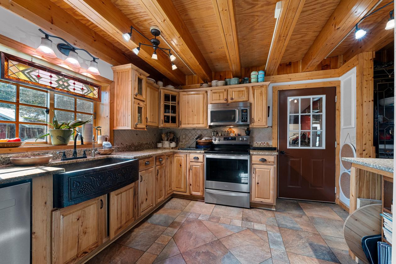 A Truly Exceptional 61 acre Equestrian Property - photo 11