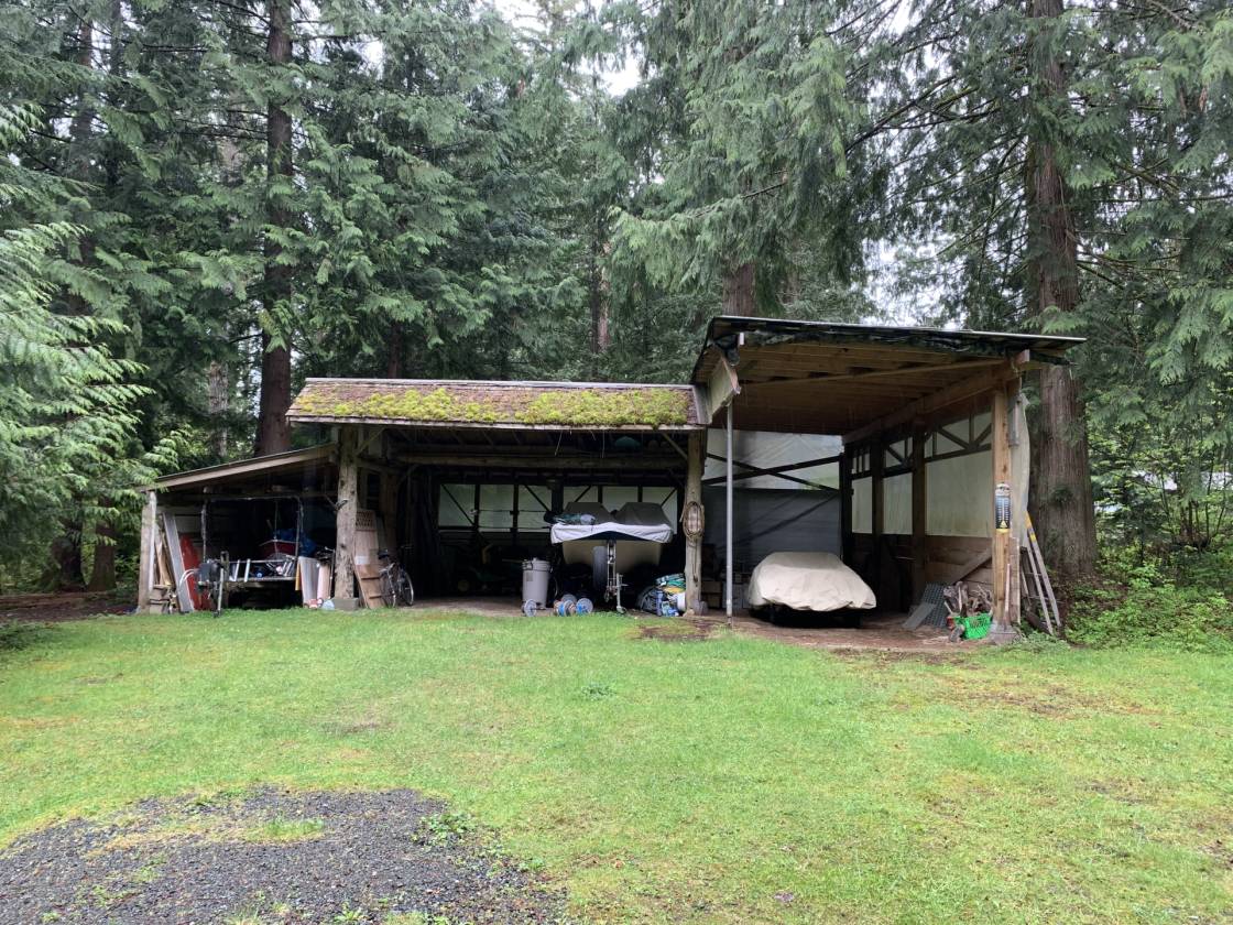 5.5 acres to operate your equine venture training or boarding