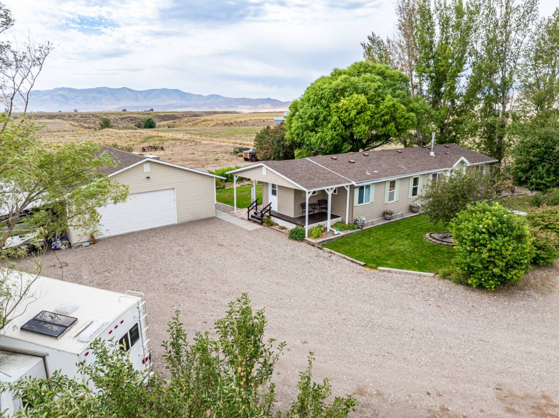 Horse Property for sale.